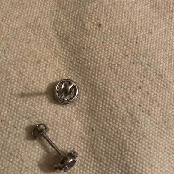 💎 Pompeii 3 1 ct. tw. 14k gold screw back earrings - Picture 8 of 16